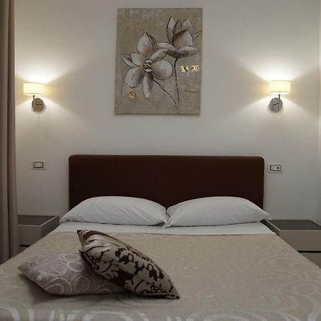 B&B La Vie En Rose Салерно Екстериор снимка