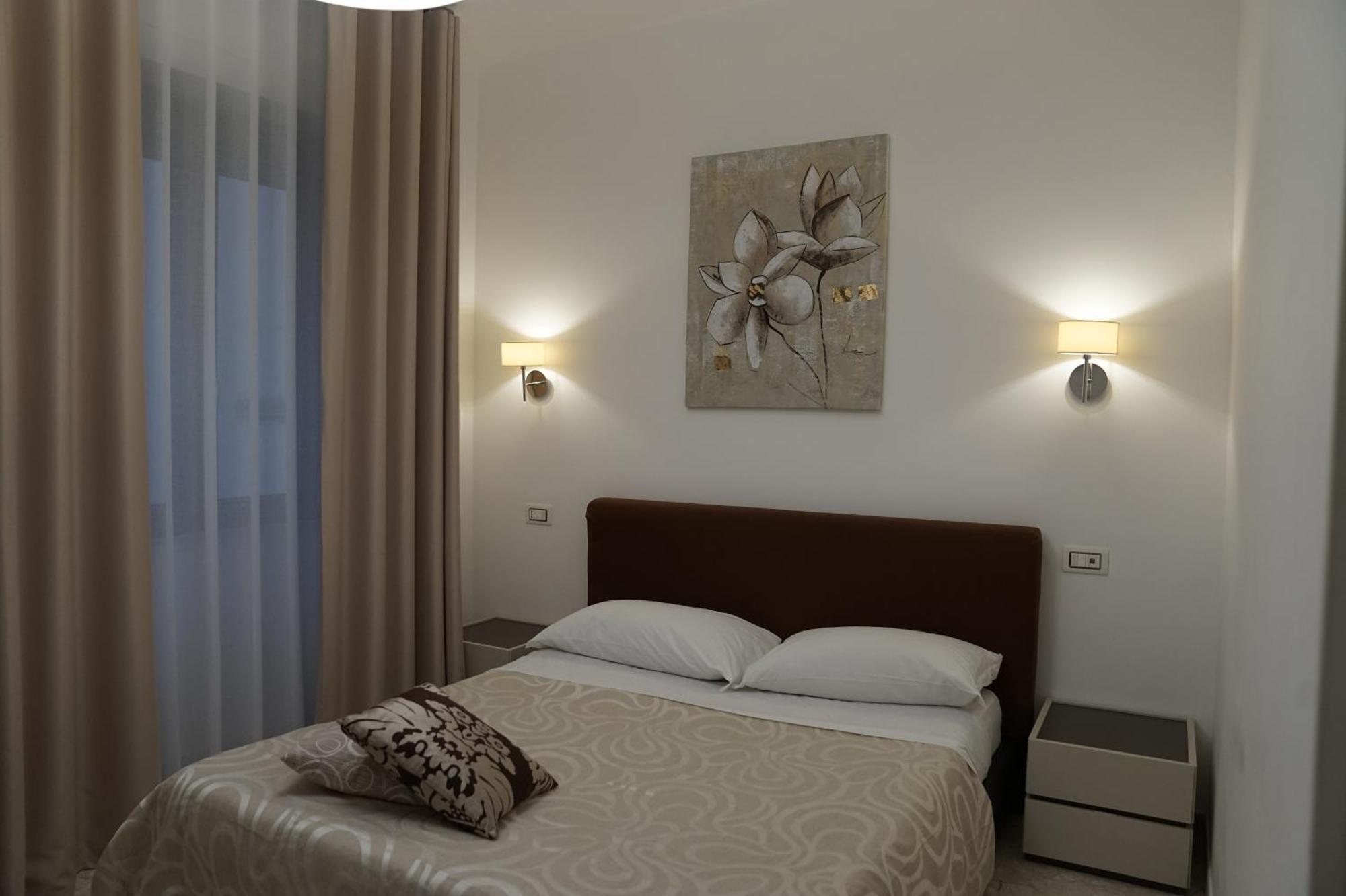 B&B La Vie En Rose Салерно Екстериор снимка