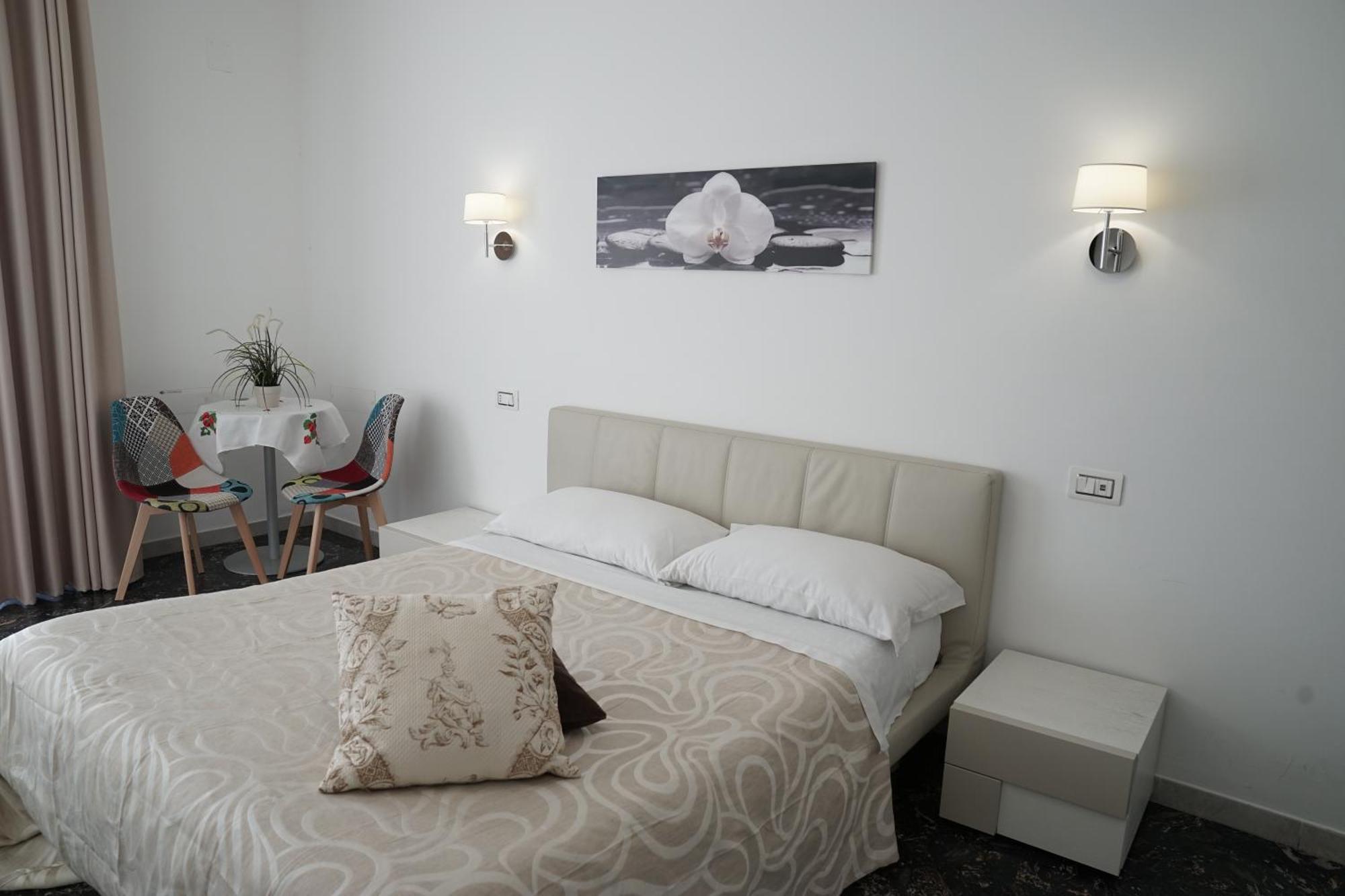 B&B La Vie En Rose Салерно Екстериор снимка